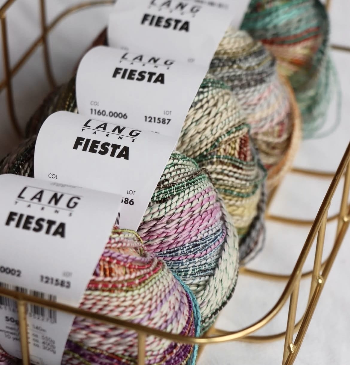 Fiesta Lang Yarn