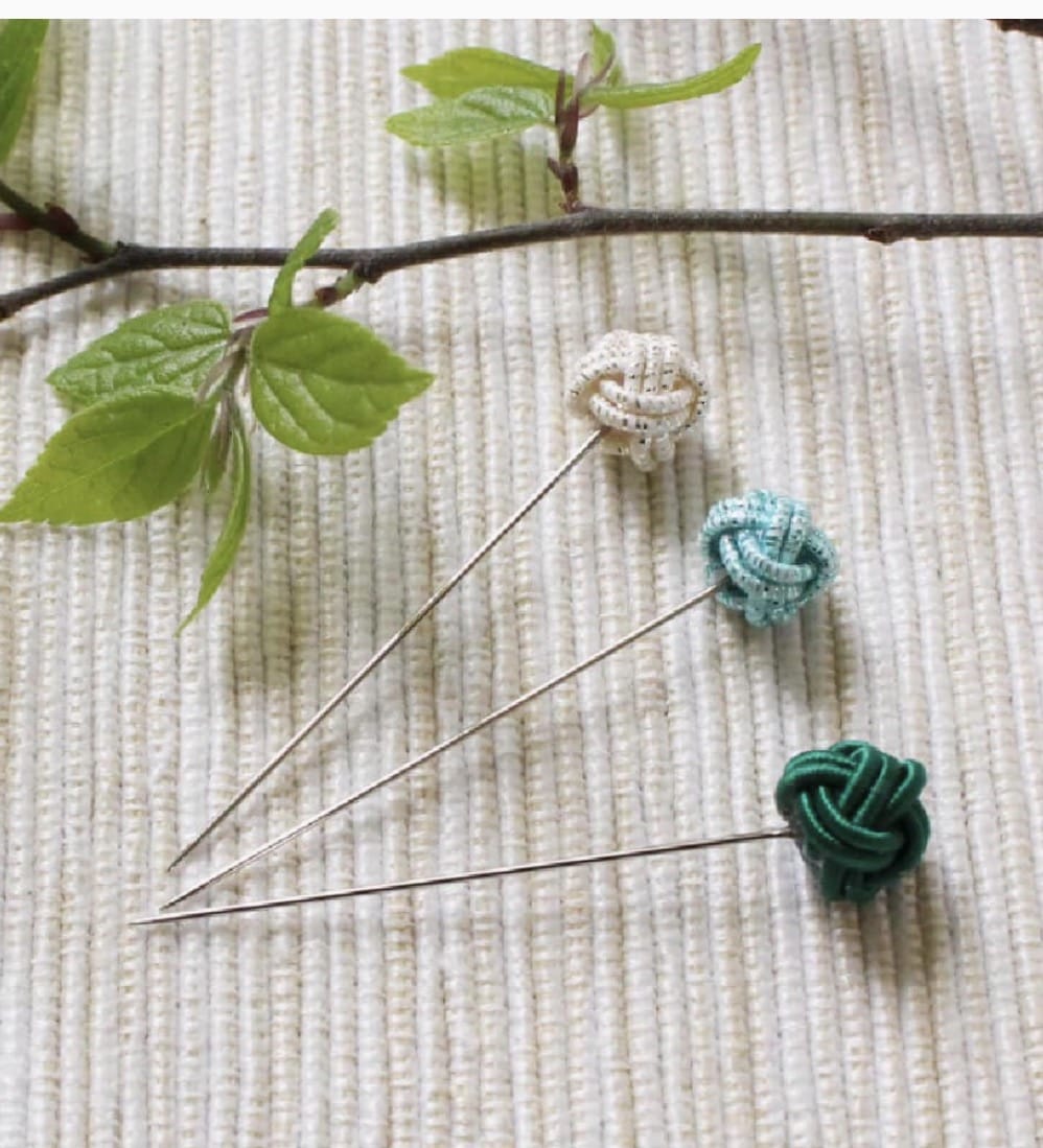 Alfileres Lida Mizuhiki Cohana