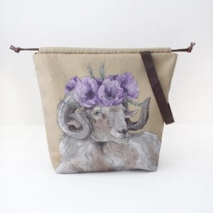Lou The Sheep Ocre bolsa de proyecto The Blue Rabbit House
